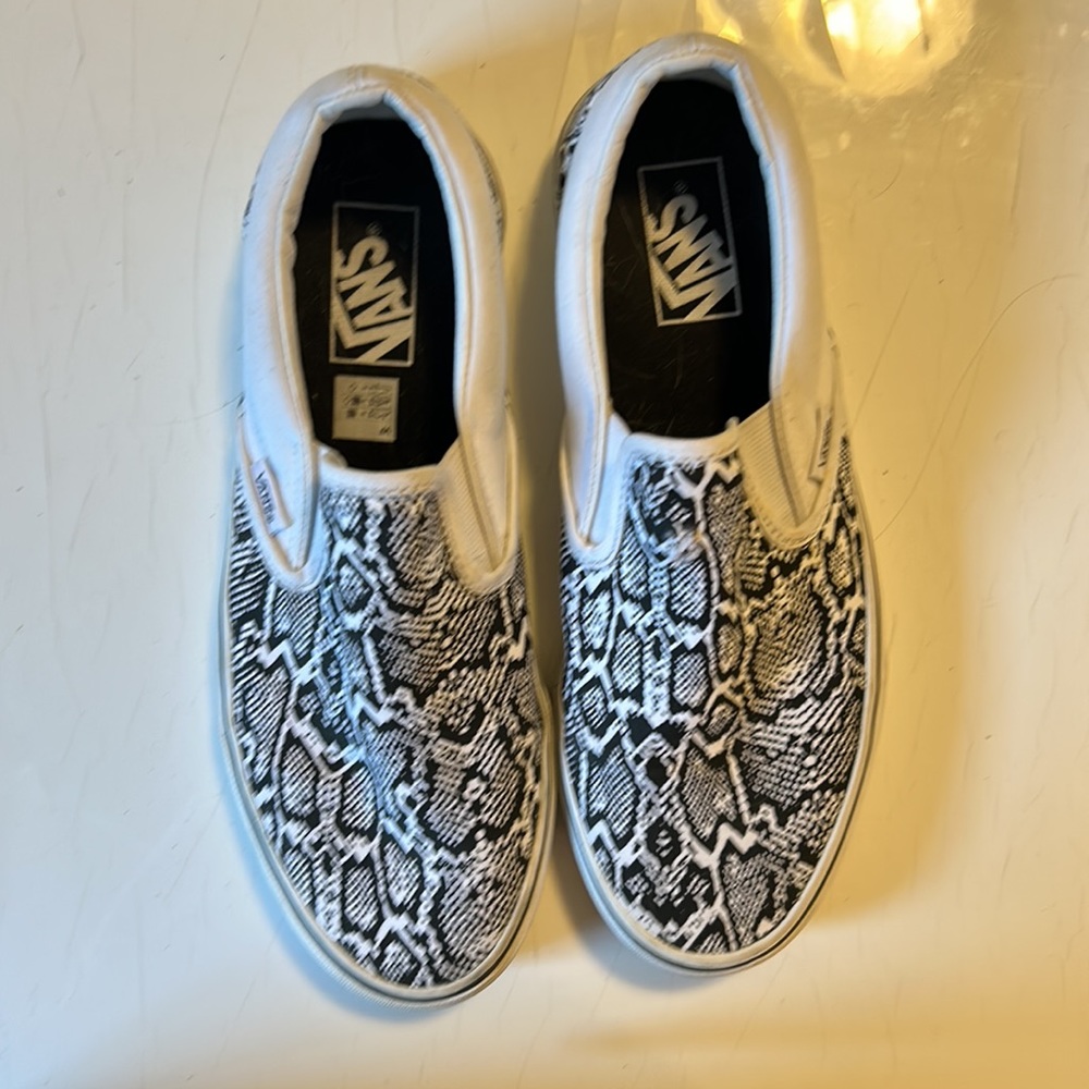Rare Vans Snakeskin Slipon Sneakers Mens 8.5 Women 10 White Black Skate Loafer